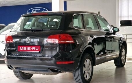 Volkswagen Touareg III, 2011 год, 1 899 000 рублей, 5 фотография