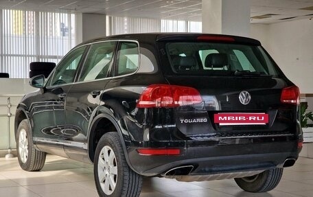 Volkswagen Touareg III, 2011 год, 1 899 000 рублей, 7 фотография
