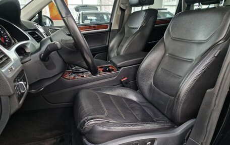 Volkswagen Touareg III, 2011 год, 1 899 000 рублей, 15 фотография
