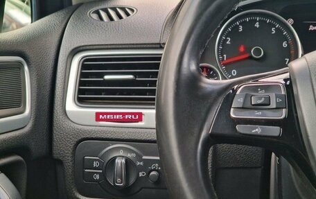 Volkswagen Touareg III, 2011 год, 1 899 000 рублей, 10 фотография