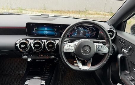 Mercedes-Benz A-Класс, 2019 год, 1 690 000 рублей, 12 фотография