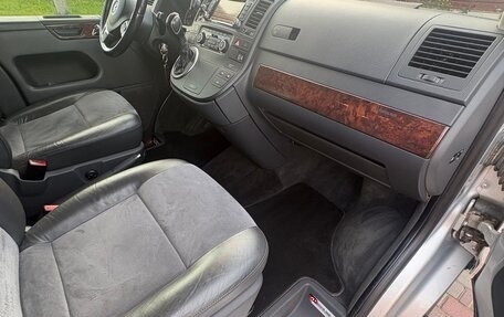 Volkswagen Multivan T5, 2012 год, 3 350 000 рублей, 20 фотография