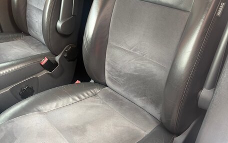 Volkswagen Multivan T5, 2012 год, 3 350 000 рублей, 26 фотография