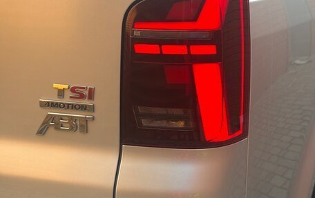 Volkswagen Multivan T5, 2012 год, 3 350 000 рублей, 29 фотография