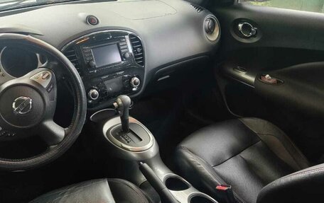 Nissan Juke II, 2011 год, 780 000 рублей, 11 фотография