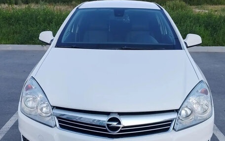 Opel Astra H, 2011 год, 650 000 рублей, 2 фотография