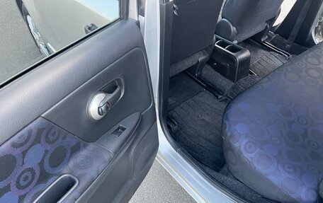 Nissan Note II рестайлинг, 2005 год, 420 000 рублей, 18 фотография