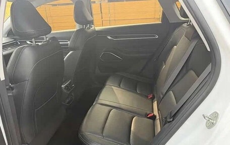 Geely Emgrand, 2022 год, 1 250 000 рублей, 8 фотография