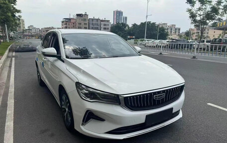 Geely Emgrand, 2022 год, 1 350 000 рублей, 3 фотография