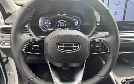 Geely Emgrand, 2022 год, 1 350 000 рублей, 9 фотография