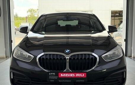 BMW 1 серия, 2019 год, 1 875 000 рублей, 2 фотография