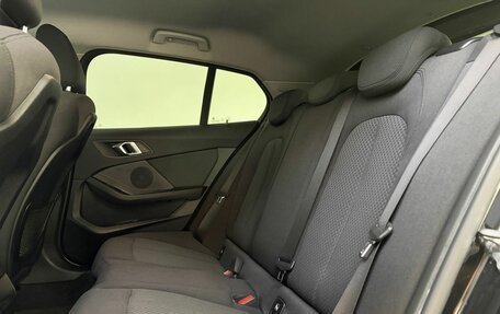 BMW 1 серия, 2019 год, 1 875 000 рублей, 12 фотография