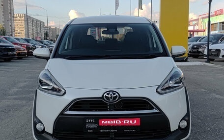 Toyota Sienta II, 2018 год, 1 200 000 рублей, 6 фотография