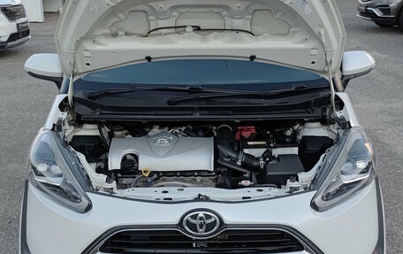 Toyota Sienta II, 2018 год, 1 200 000 рублей, 13 фотография