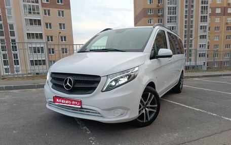 Mercedes-Benz Vito, 2018 год, 2 700 000 рублей, 1 фотография