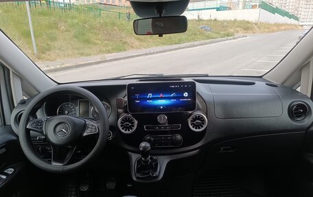 Mercedes-Benz Vito, 2018 год, 2 700 000 рублей, 4 фотография