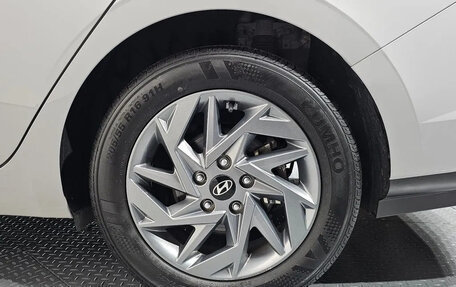 Hyundai Avante, 2023 год, 1 670 000 рублей, 18 фотография