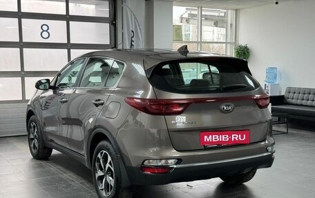 KIA Sportage IV рестайлинг, 2020 год, 2 450 000 рублей, 6 фотография