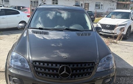 Mercedes-Benz M-Класс, 2006 год, 1 690 000 рублей, 4 фотография