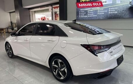 Hyundai Elantra, 2022 год, 1 380 000 рублей, 4 фотография