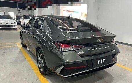 Hyundai Elantra, 2023 год, 1 370 000 рублей, 6 фотография