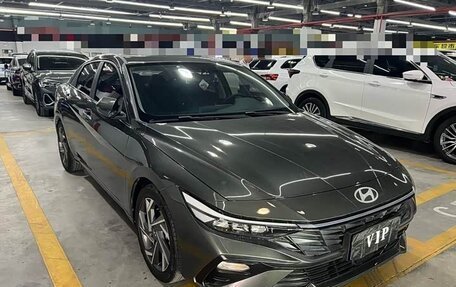 Hyundai Elantra, 2023 год, 1 370 000 рублей, 3 фотография