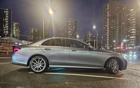 Mercedes-Benz E-Класс, 2021 год, 4 200 000 рублей, 2 фотография
