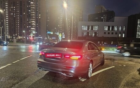 Mercedes-Benz E-Класс, 2021 год, 4 200 000 рублей, 4 фотография