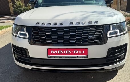Land Rover Range Rover IV рестайлинг, 2020 год, 12 500 000 рублей, 7 фотография