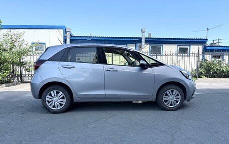 Honda Fit, 2021 год, 1 290 000 рублей, 10 фотография