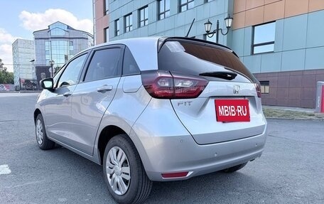 Honda Fit, 2021 год, 1 290 000 рублей, 12 фотография