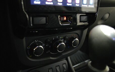 Renault Duster I рестайлинг, 2017 год, 1 230 000 рублей, 15 фотография