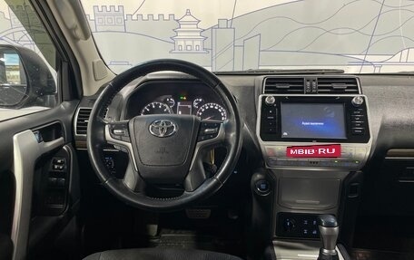 Toyota Land Cruiser Prado 150 рестайлинг 2, 2019 год, 4 736 890 рублей, 10 фотография