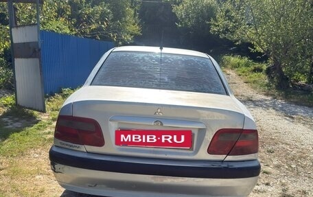 Mitsubishi Carisma I, 2002 год, 130 000 рублей, 2 фотография
