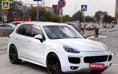 Porsche Cayenne III, 2015 год, 2 990 000 рублей, 5 фотография