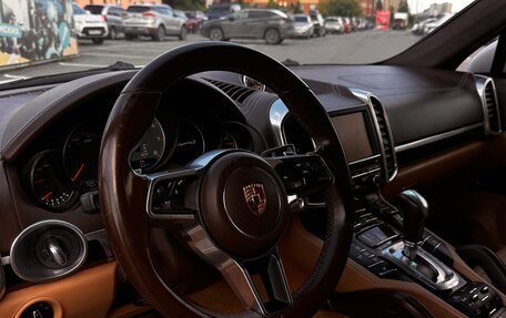 Porsche Cayenne III, 2015 год, 2 990 000 рублей, 26 фотография