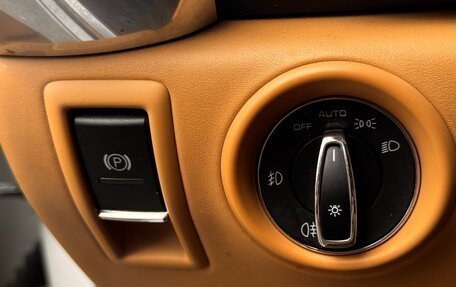 Porsche Cayenne III, 2015 год, 2 990 000 рублей, 28 фотография