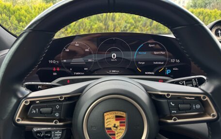 Porsche Taycan I, 2021 год, 9 990 000 рублей, 6 фотография