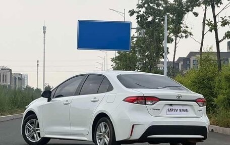 Toyota Corolla, 2022 год, 1 350 000 рублей, 5 фотография