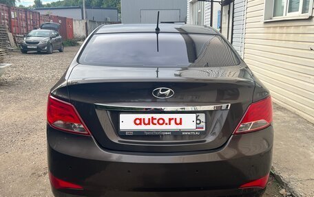 Hyundai Solaris II рестайлинг, 2015 год, 810 000 рублей, 4 фотография