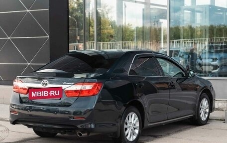 Toyota Camry, 2011 год, 1 550 000 рублей, 5 фотография