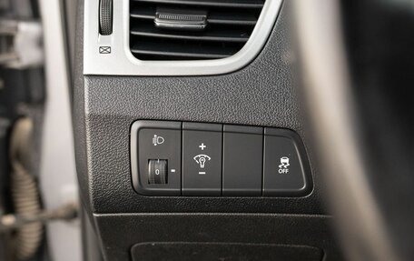 Hyundai Elantra V, 2012 год, 970 000 рублей, 17 фотография