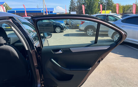 Volkswagen Jetta VI, 2014 год, 1 050 000 рублей, 18 фотография