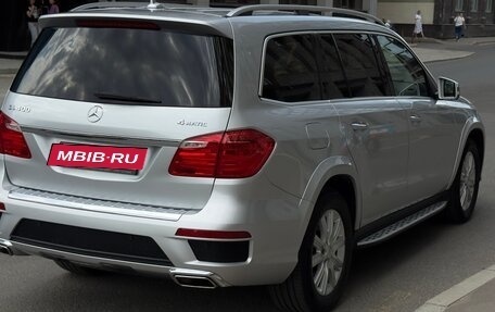 Mercedes-Benz GL-Класс, 2015 год, 3 800 000 рублей, 3 фотография