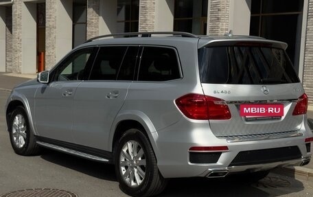 Mercedes-Benz GL-Класс, 2015 год, 3 800 000 рублей, 29 фотография