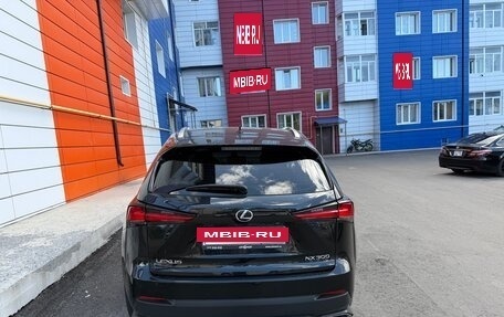 Lexus NX I, 2017 год, 3 300 000 рублей, 4 фотография