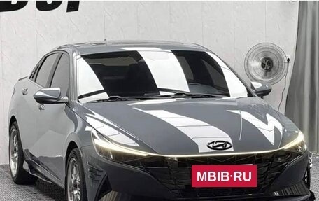 Hyundai Elantra, 2023 год, 1 650 000 рублей, 3 фотография