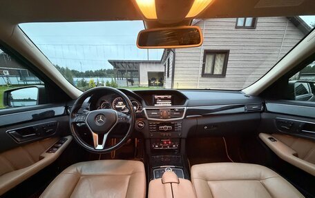 Mercedes-Benz E-Класс, 2012 год, 1 550 000 рублей, 9 фотография