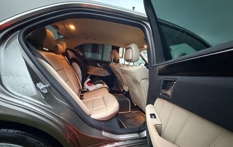 Mercedes-Benz E-Класс, 2012 год, 1 550 000 рублей, 16 фотография