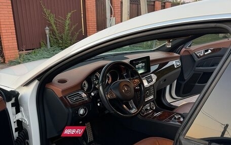 Mercedes-Benz CLS, 2015 год, 3 100 000 рублей, 11 фотография